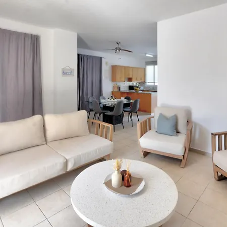 Villa Argyro *